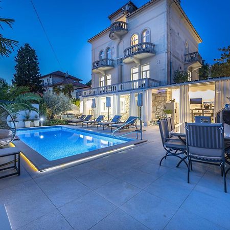 Villa Vita Luxury Apartments ซริกเวนิซา ภายนอก รูปภาพ