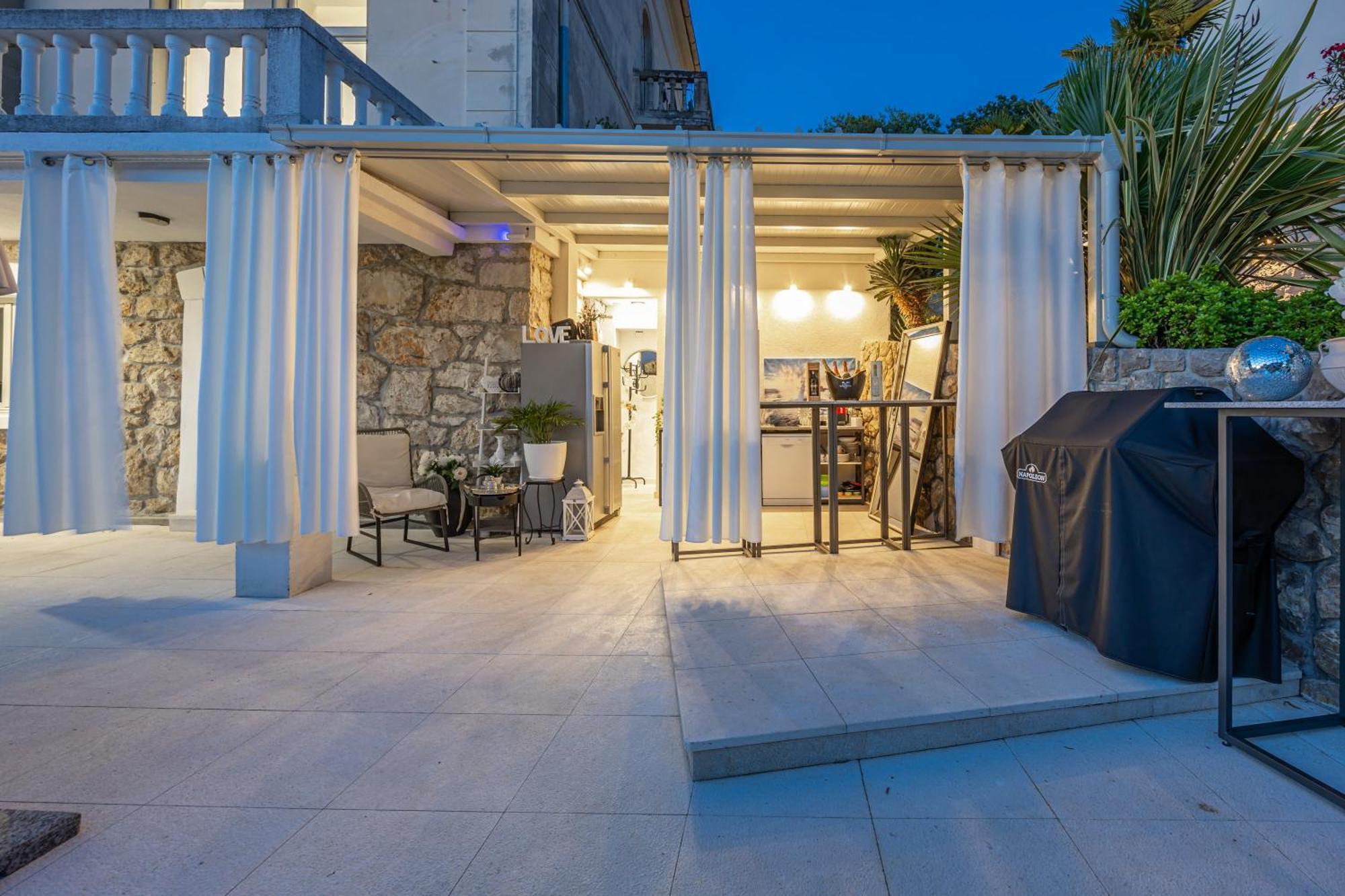 Villa Vita Luxury Apartments ซริกเวนิซา ภายนอก รูปภาพ