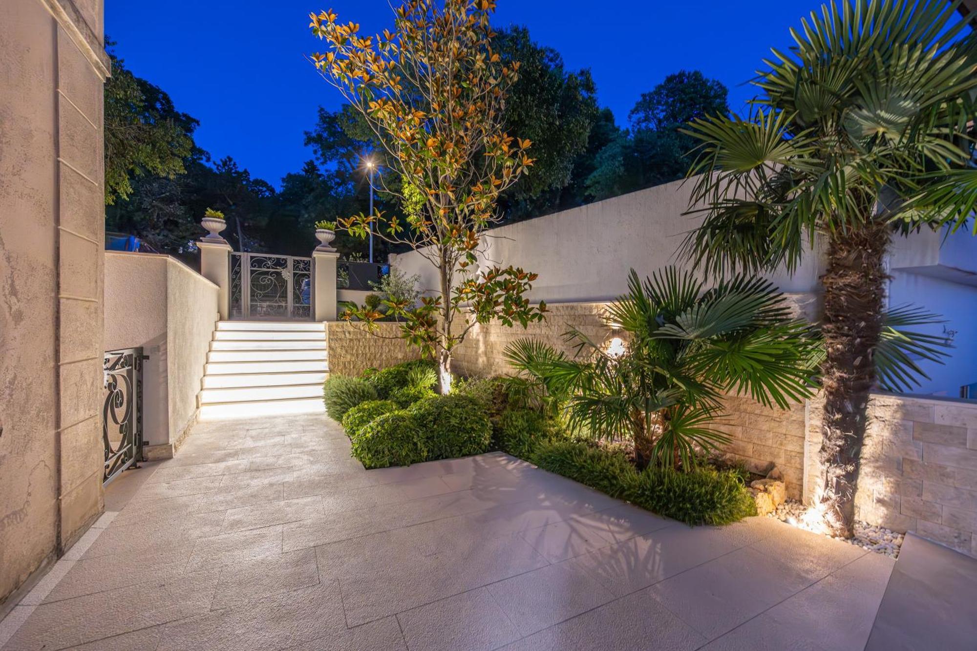 Villa Vita Luxury Apartments ซริกเวนิซา ภายนอก รูปภาพ